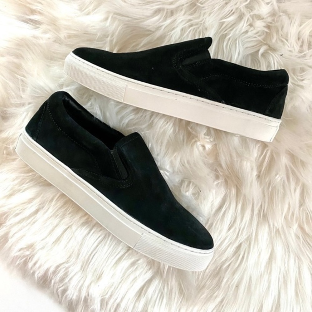 NWOT J/Slides Mens Suede Slip On Sneaker Black size 8